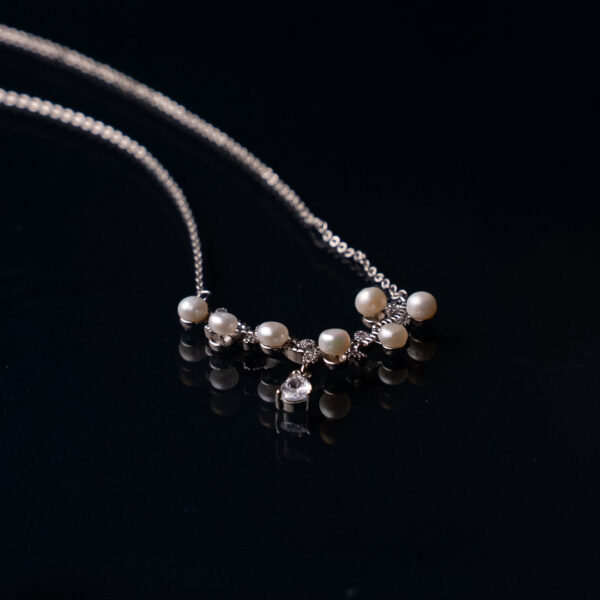 Diamond Cut Necklace with Pearl and Earring