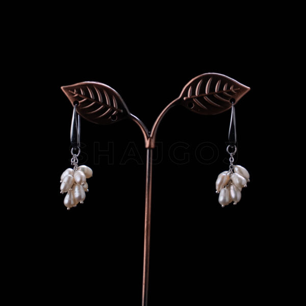 Grapevine Pearl Earrings